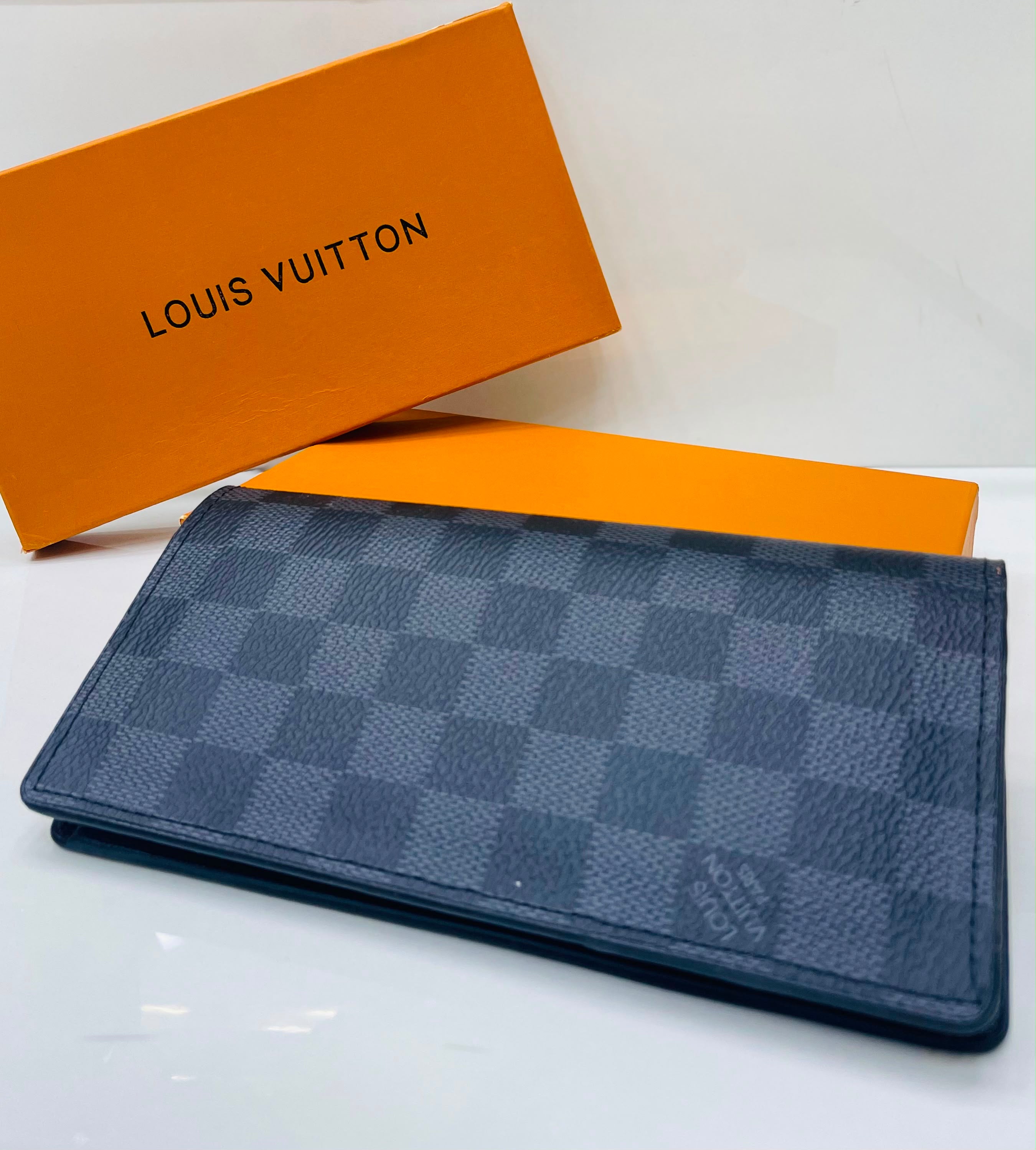 LV Unisex Long Wallet - Signature Black