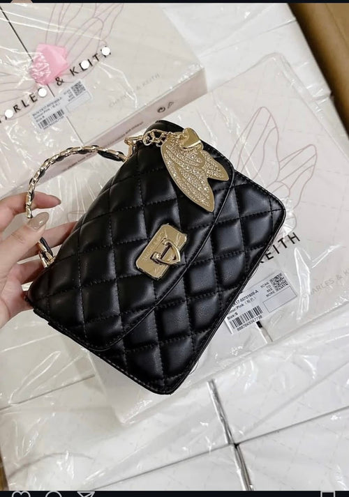 C&K - Crossbody bag in black