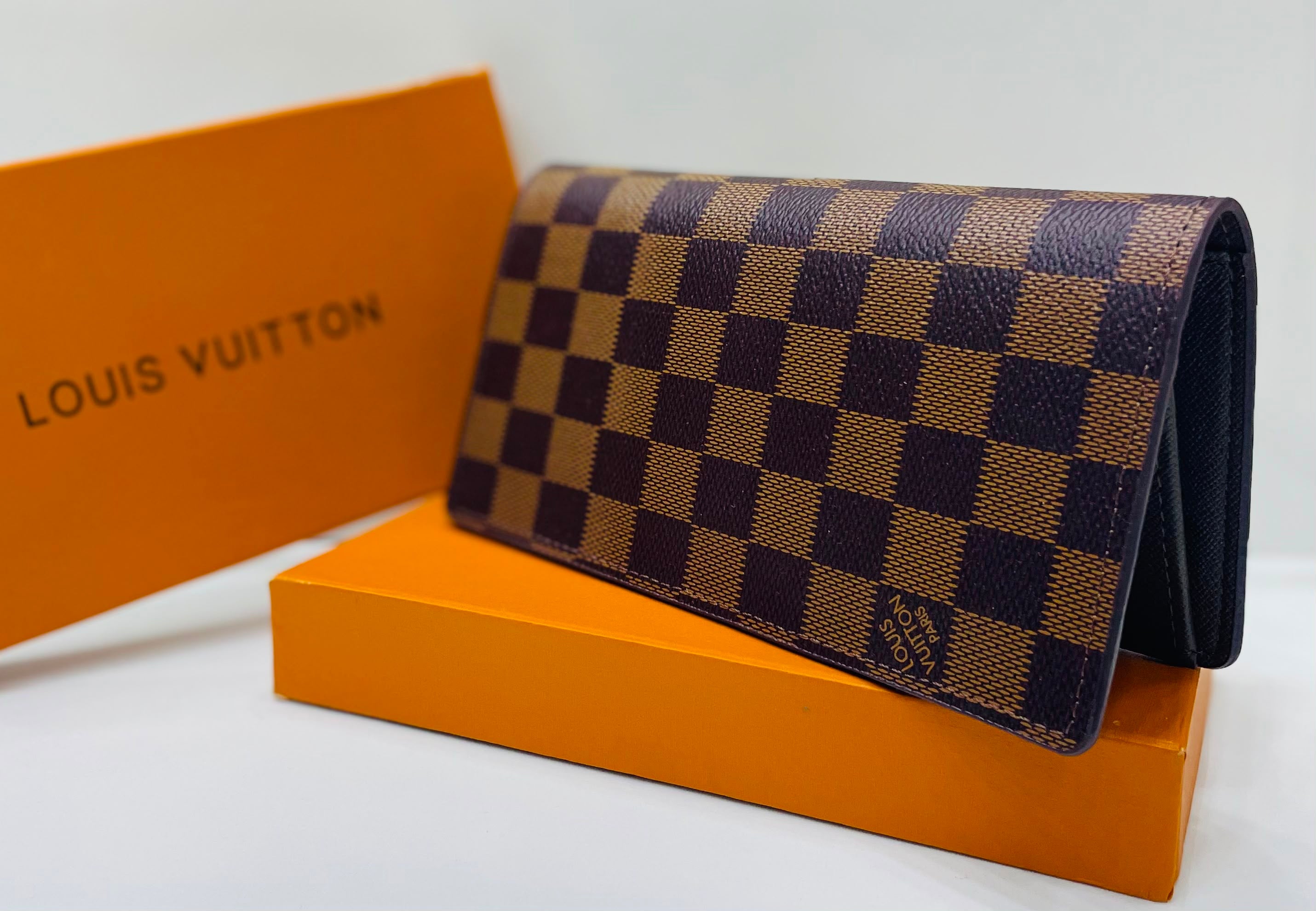LV Unisex Long Wallet - Signature Brown