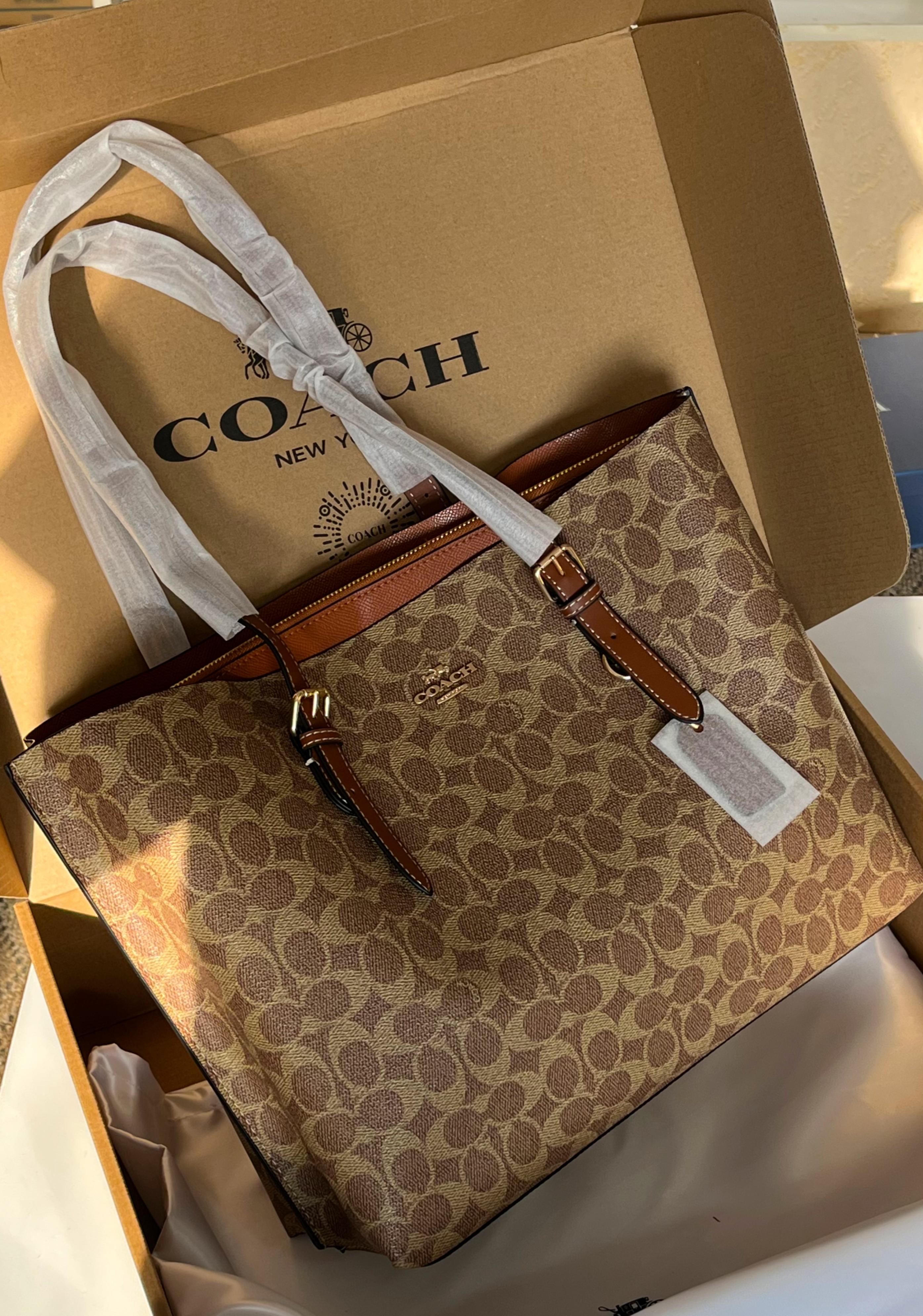 Coach - Mollie